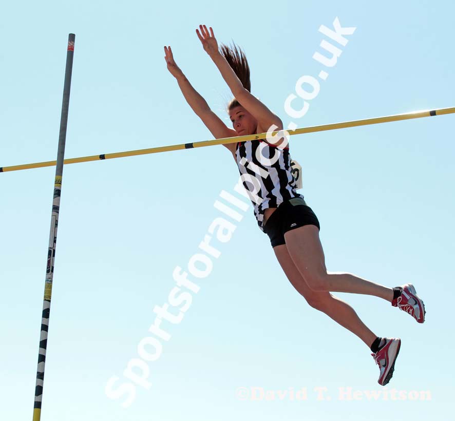 Zoe Brown (Shaftsbury Barnet) cleared 4 metres to win the pole vault at the UK Women's National League, Premier, Meadowbank, Edinburgh.